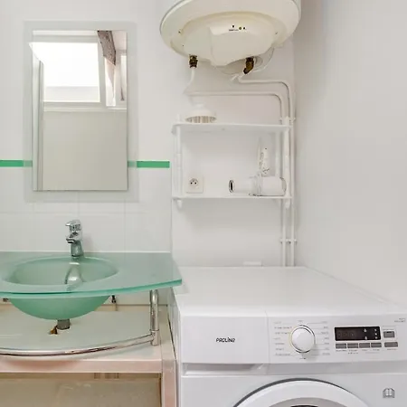 Apartment Beautiful In 9 Paris